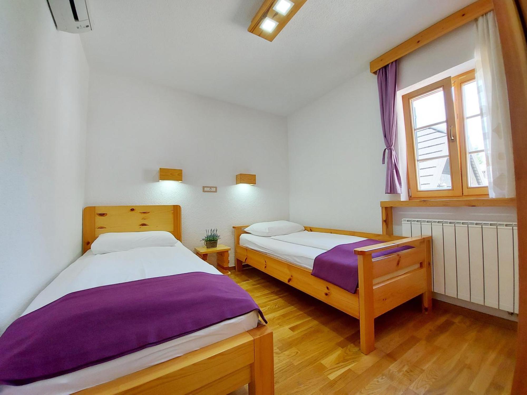 Bed and Breakfast Plitvice Etno House I Плитвицкие озёра Экстерьер фото